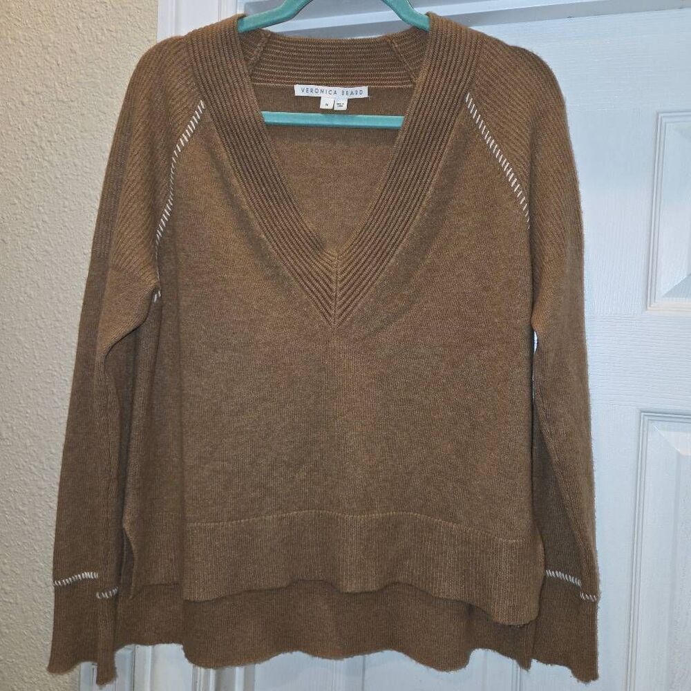 Veronica Beard Preta V-Neck Cashmere Sweater, camel size M